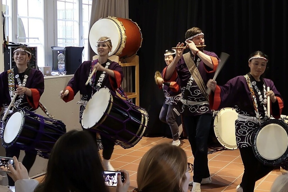 Unter dem Motto „Fukushima gedenken, Japan erleben“ gestaltet die Volkshochschule Freiburg den japanischen Kulturtag - Badische Zeitung TICKET