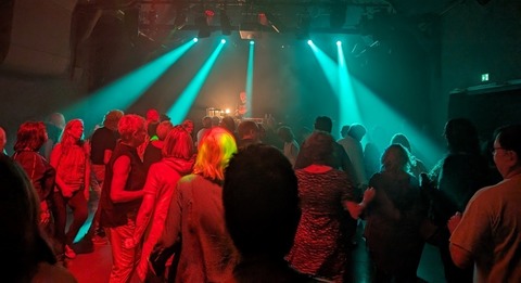 Schwanen Vor12Club - Early-Disco f�r (Care-)Arbeiter:innen, Familienmanager:innen und alle Tanzw�tigen - Waiblingen - 30.04.2027 20:00