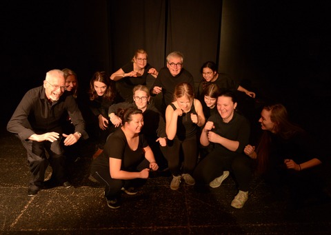 Spuren - Was ist und was nicht sein soll - Auff�hrung des CrossClub - Dinslaken - 18.04.2026 18:00