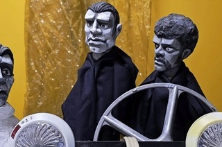 Das MarotteTheater Karlsruhe inszeniert das Puppenspiel " Royal mit K�se" nach dem Film Pulp Fiction