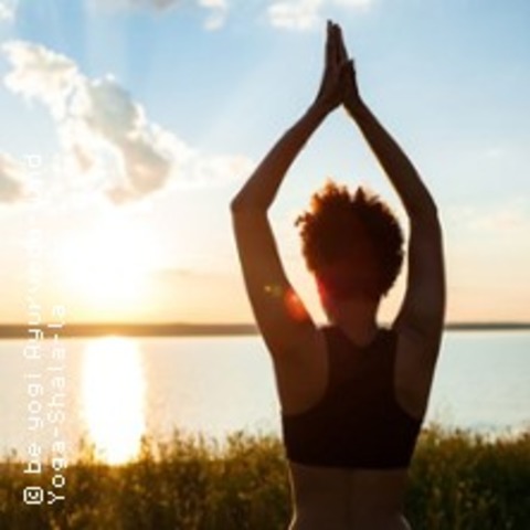 108 Sonnengr��e: Yoga in Karlsruhe - Karlsruhe - 03.05.2026 10:00