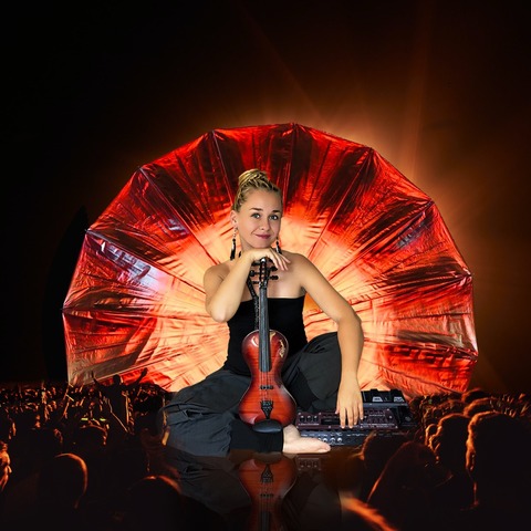One Violin Orchestra - Nora Kudrjawizki - die Meisterin der Pop-Sinfonik - Salzwedel - 01.11.2026 18:00