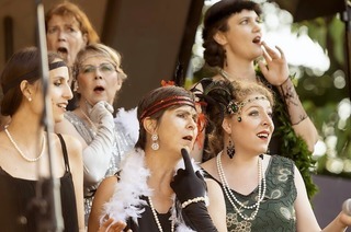 Orso-vocals kommen mit „Gosse & Glamour“ in den Freiburger Paulussaal