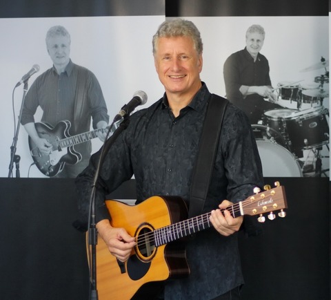 Enrico Novi & Friends - Freiburg - 08.05.2026 20:00