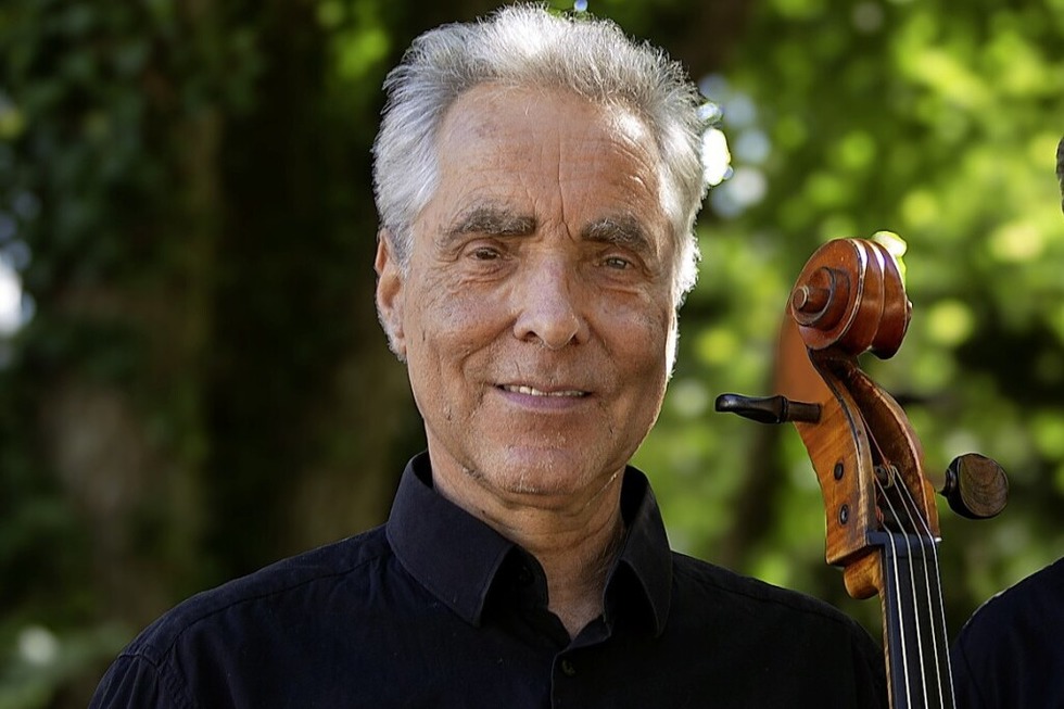 Matthias Heinrich spielt Werke f�r Violoncello bei der Musica Crucis in der ev. Stadtkirche in Emmendingen - Badische Zeitung TICKET