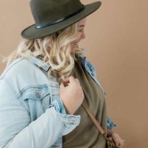 M�dchenkram - Plus Size Second Hand Mode - Stylische Lieblingsst�cke in gro�en Gr��en - Alt�tting - 10.10.2026 16:00