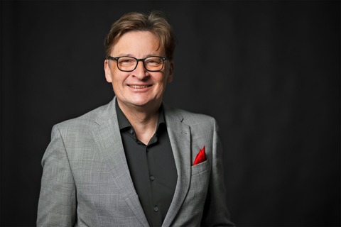 Stefan Verhasselt: Kabarett 7.0 - Die sch�nsten Stories aus 20 Jahren Kleinkunstkabarett - T�nisvorst - 20.11.2026 20:00