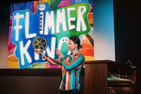 Filmkonzert „Alarm im Kasperletheater“ - Flimmerkino - Neustadt - 24.03.2027 09:30