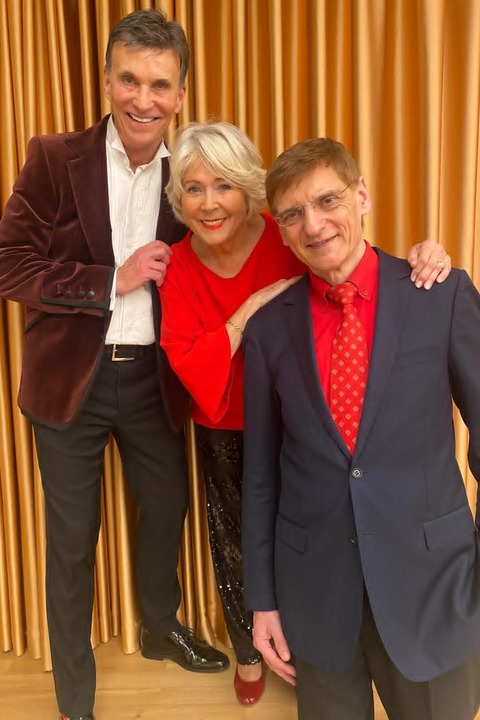 B�hne frei f�rs Miteinander - Heitere Geschichten, Schlager und Operettenkl�nge - ein Abend zur Unterst�tzung des Hamacher Salon-Theater - Taunusstein-Hambach - 15.05.2026 19:30