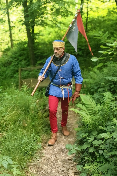 Im Schatten der Burg K�rnberg - Herbolzheim - 26.04.2026 13:40