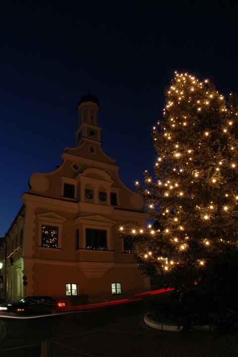 Adventliche F�hrung (mit Imbiss) - Adventliche F�hrung (mit Imbiss) - Friedberg - 19.12.2026 17:30