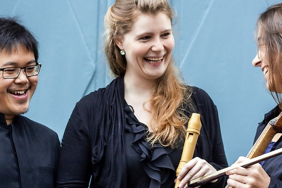 „Bach und Vivaldi in neuem Gewand“ zeigt das Freiburger Barockensemble Klangweber in der St. Michaelskapelle in Freiburg-Herdern - Badische Zeitung TICKET