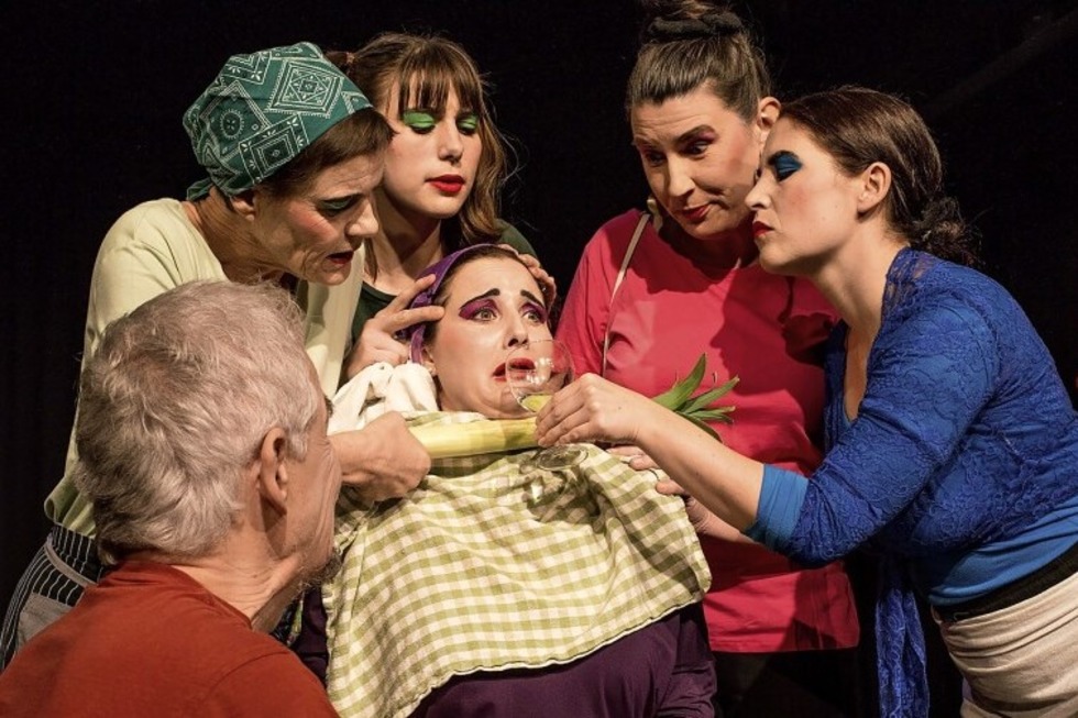 Die Theatergruppe Gut & Edel zeigt im Nellie Nashorn das St�ck "Die Nash�rner". Premiere ist am Freitag, 17. April, 20 Uhr. - Badische Zeitung TICKET