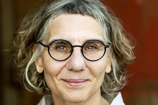 Katrin Zipse stellt ihren aktuellen Roman „Moosland“ in der Rainhof Scheune in Kirchzarten vor