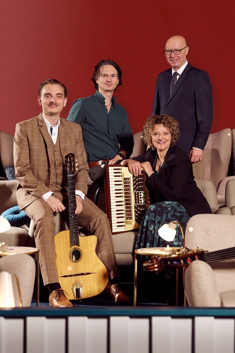 Orchestra Mondo - Tango meets Gypsy: La Vie Boh�me - Bad Neustadt - 16.04.2027 20:00