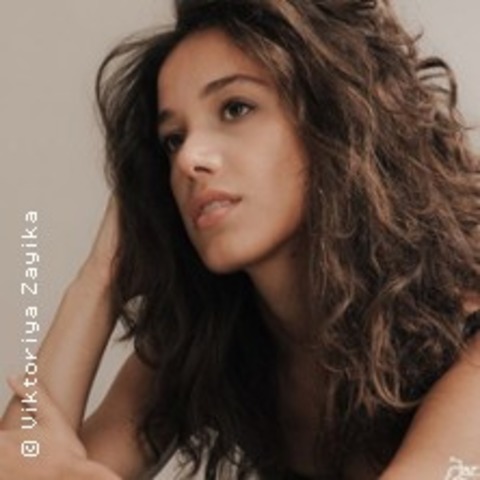 Alma Naidu - HAMBURG - 28.06.2026 18:00