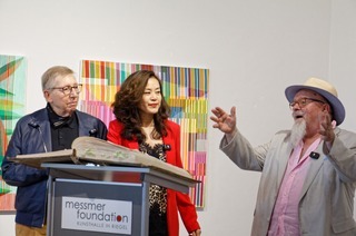 Die Bilder von Antonio Marra in der Galerie Messmer in Riegel verwandeln sich mit jedem Schritt