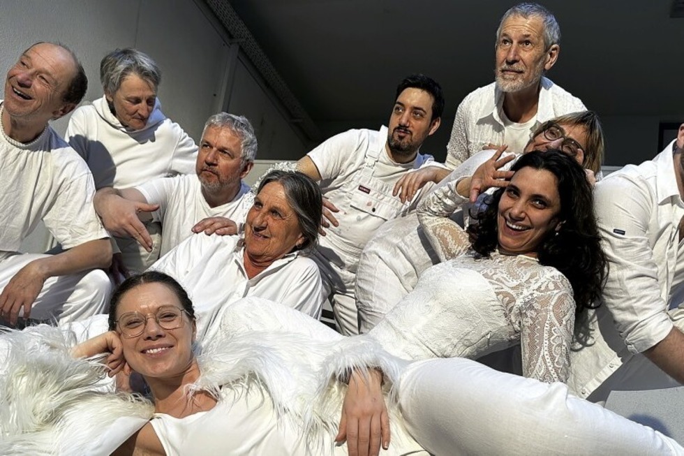 Am Donnerstag, 23. April, findet um 19.30 Uhr die Premiere von Tempus fugit mit dem Theaterst�ck "O.T. �l auf Holzspan, um 206" im Kesselhaus Weil am Rhein statt. - Badische Zeitung TICKET