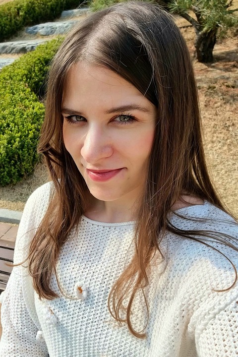 New Adult BookTalk mit Laura Labas - moderiert von @jennysbookclub - Esslingen am Neckar - 10.06.2026 19:30
