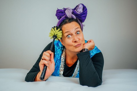Ines Procter - Neues, viertes Programm (noch nicht benannt), die n�rrische Putzfraa - Ha�furt - 19.11.2027 20:00