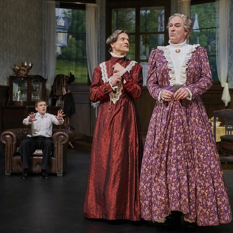 Arsen und Spitzenh�ubchen - von Joseph Kesselring - Wuppertal - 07.05.2027 19:30