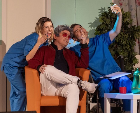 Gag & Breakfast - mit Maria, die Krippe brennt - Hofheim am Taunus - 20.12.2026 10:00