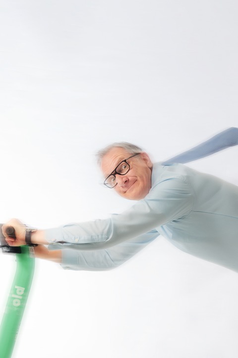 Hans Gerzlich - Ich hatte mich j�nger in Erinnerung - Ein Best Ager in der Bl�te des Verfalls - Stuttgart - 06.05.2027 20:00