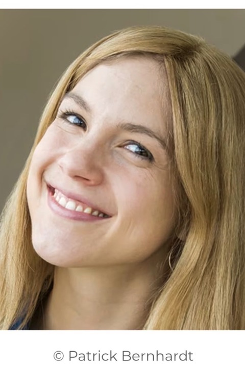 Rebekka Eder liest aus „Der geheime Apfelgarten: Getrennte Welten“ - Baunatal - 14.08.2026 20:15