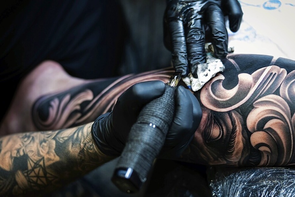 Es gibt Tagestickets zu gewinnen f�r die Messe Tattoo & Shine in Offenburg - Badische Zeitung TICKET