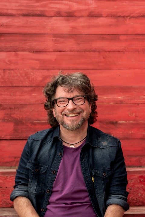 Hennes Bender - „Alter Falter“ (Vorpremiere) - Fl�rsheim am Main - 04.10.2026 18:00
