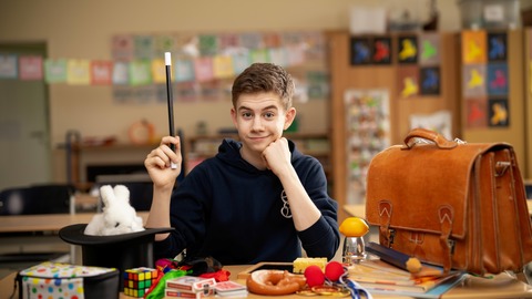 MAGIC MAXL - „ZAUBERN VERBOTEN! ICH TU�S TROTZDEM.“ - Freising - 17.01.2027 16:00