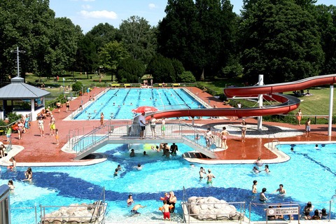 Freizeit- und Familienbad 2026 - Das Ticket berechtigt zum einmaligen Eintritt in das Bad. Kein Wiedereintritt m�glich. - Langen - 22.05.2026 08:00