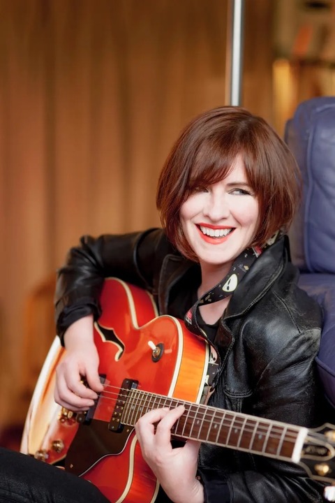 Eleanor McEvoy im Folkclub Prisma e.V. Pforzheim - Singer-Songwriterin aus Irland - Pforzheim - 22.09.2026 20:00