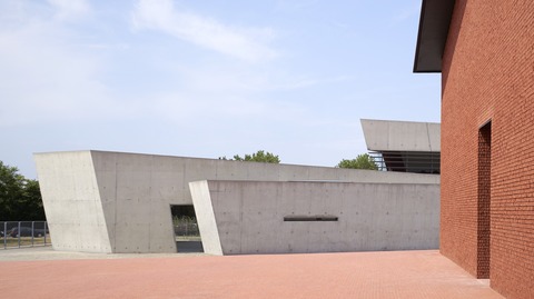 Architekturf�hrung und Fotografie: Kurz-Workshop (DE) - Weil am Rhein - 03.10.2026 14:00