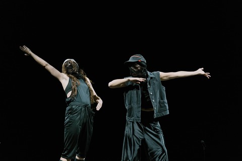 SHOUT TWICE - Tanz-Performance von Katerina Andreou und M�lissa Guex (Lyon/Lausanne) Deutschlandpremiere - Leipzig - 13.06.2026 21:00
