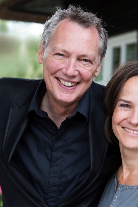 Treffen sich zwei... - Ein literarisch-musikalischer Abend mit Sabine Urban und Dirk B�hling - Bremen - 20.08.2026 19:00