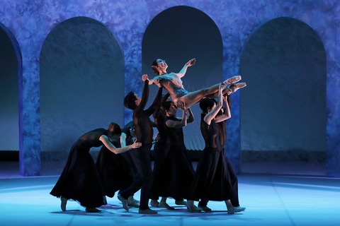 Compagnie Illicite Bayonne: Echoes of Tschaikowsky - Offenburg - 25.10.2026 19:00
