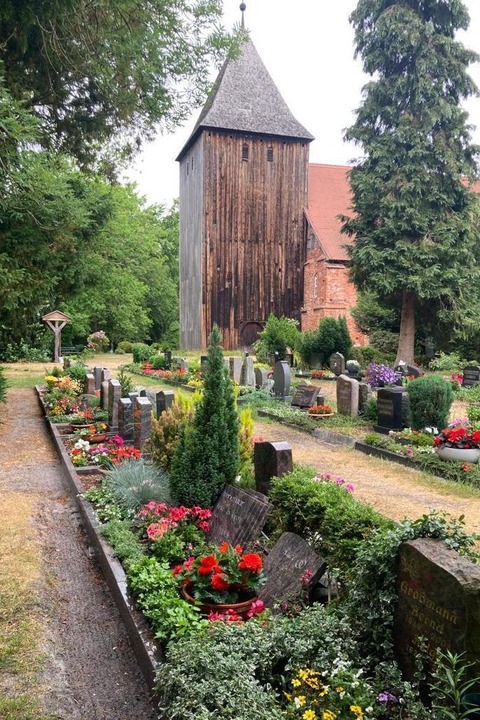 Ortsf�hrung: Prerower Friedhof - Ostseebad Prerow - 19.06.2026 15:00