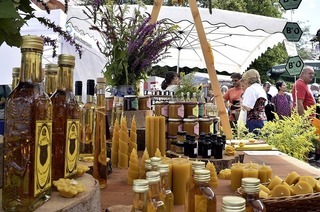 Der Regionalmarkt Schwarzwald-Kaiserstuhl kommt nach Freiburg und danach laden die M�nstermarktbeschicker zum Marktfest rund ums M�nster ein