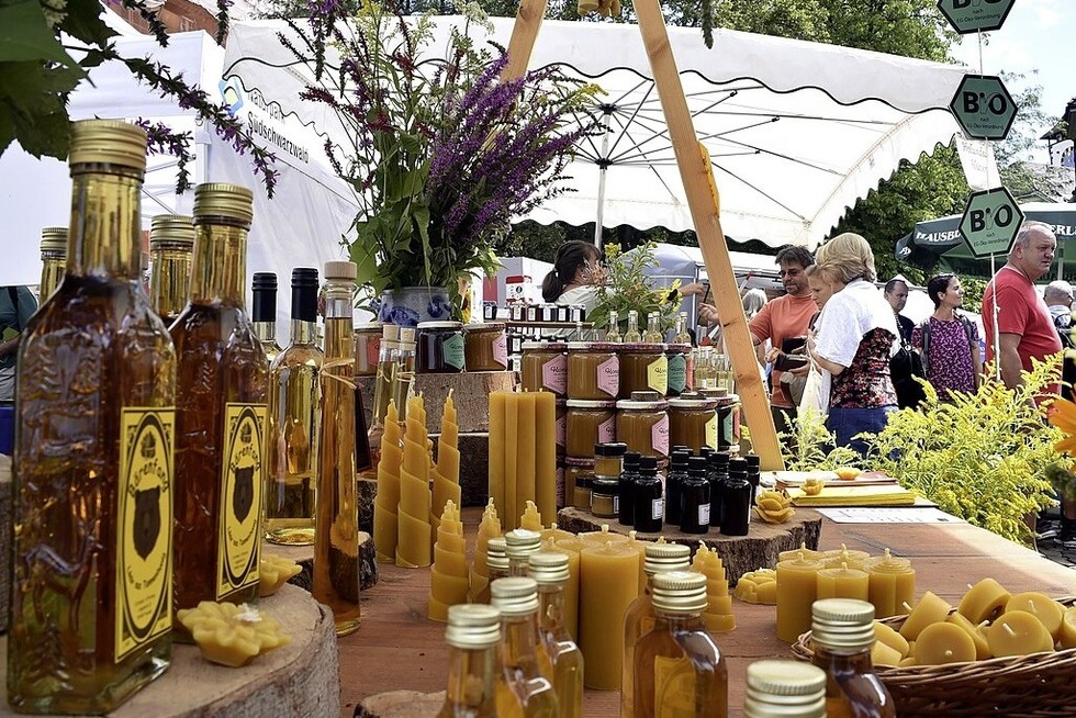 Der Regionalmarkt Schwarzwald-Kaiserstuhl kommt nach Freiburg und danach laden die M�nstermarktbeschicker zum Marktfest rund ums M�nster ein - Badische Zeitung TICKET