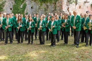 Hock mit Live-Musik.
