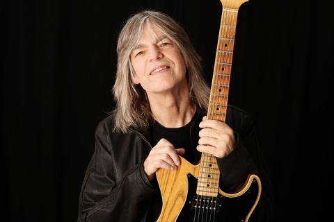 MIKE STERN BAND - Featuring: Dennis Chambers, Leni Stern, Chris Minh Doky & Bob Franceschini - Freiburg - 19.10.2026 20:00