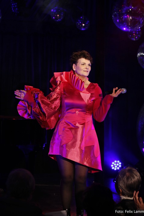Gayle Tufts mit „Don�t Stop the Music!“ - Gifhorn - 24.09.2026 19:30