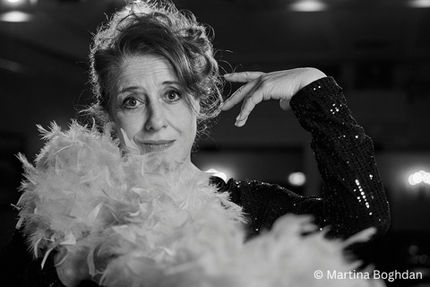 MARY FROM BAVARY - Endlich SOLO ! - Kabarett mit Luise Kinseher - Bobingen - 05.12.2026 20:00