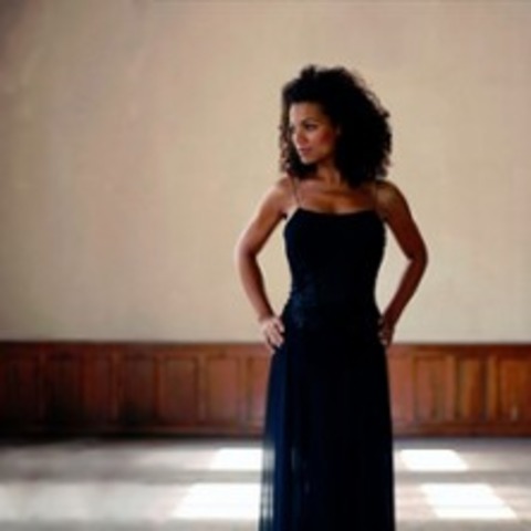 Lyambiko - My Favorite Christmas Songs - BERLIN - MITTE - 12.12.2026 20:00
