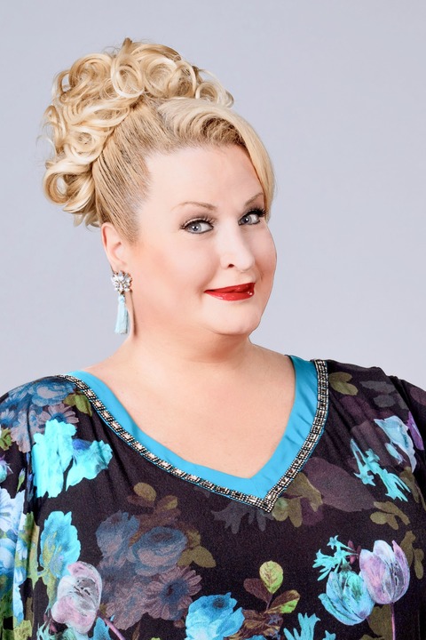 Daphne de Luxe - Comedy & Musik: Bei aller Liebe... - Langen (Hessen) - 29.10.2027 20:00