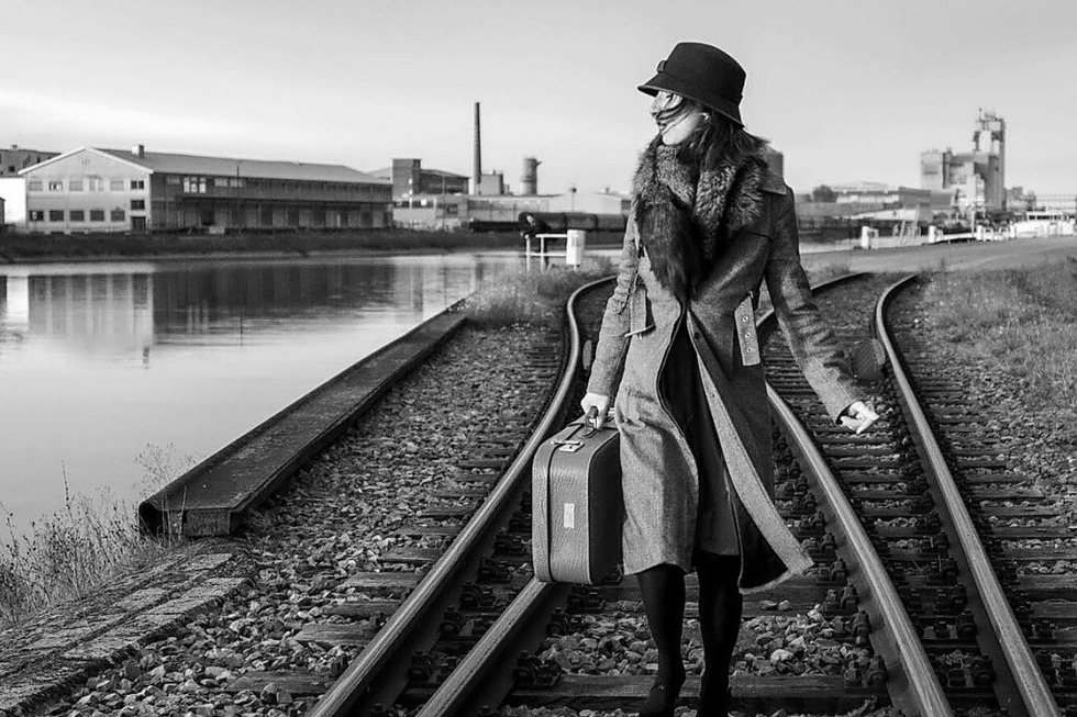 Das Theater der Zwei Ufer pr�sentiert im Offenburger Salmen das Solo-Musical "Heute Abend: Lola Blau" - Badische Zeitung TICKET