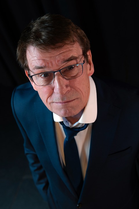 Jan-Peter Petersen - „Streng gemein“ - Ein Abend voller bissiger Beobachtungen, kluger Pointen und viel Humor, der zeigt, wie nah Komik und Realit�t beieinander liegen - Schwerin - 29.01.2027 20:00