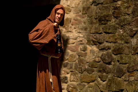 Historix-Tours: Breisach, Mythen, Teufelswein - F�hrung mit Schaupieler - Breisach - 01.08.2026 17:00